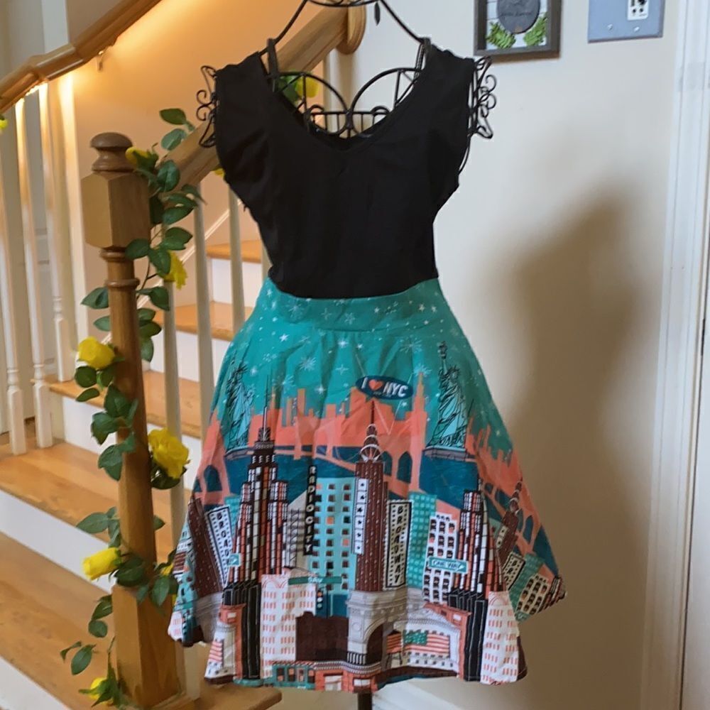 ✨New York Print A line Dress 👗 ✨